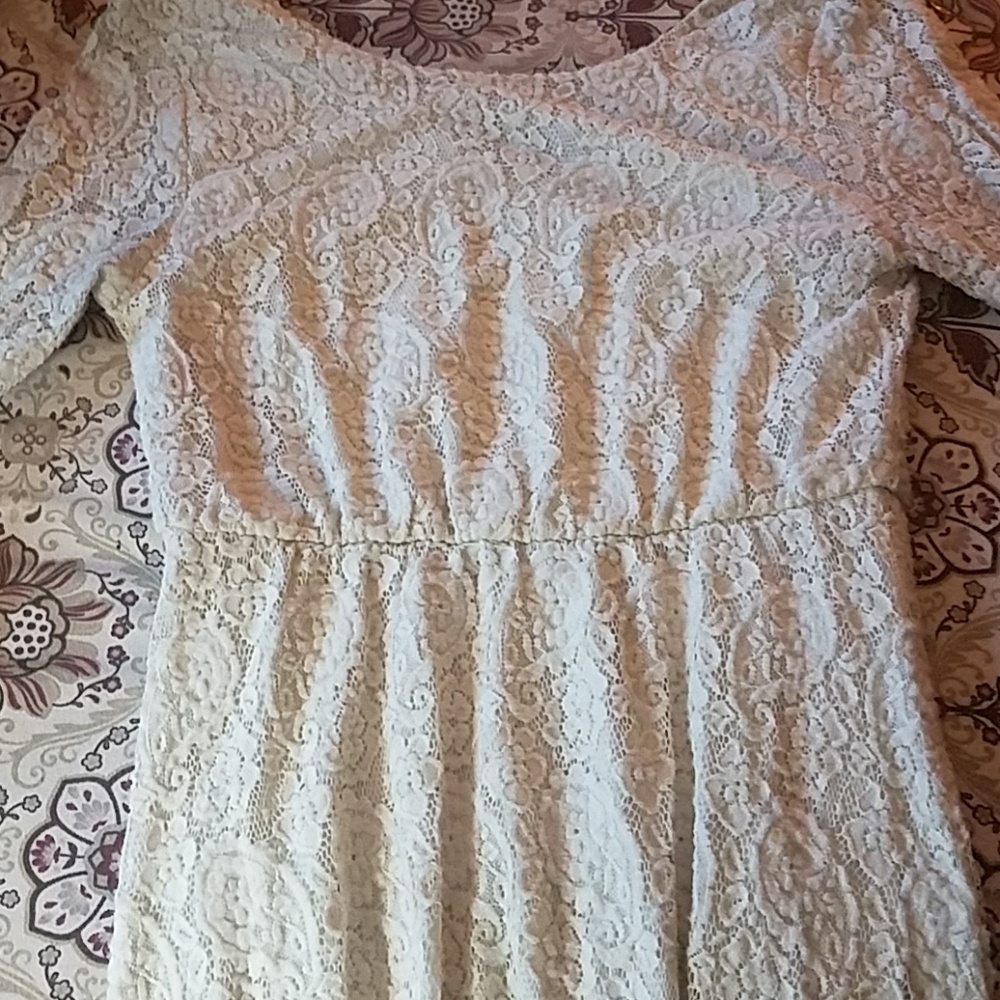 White lace dress